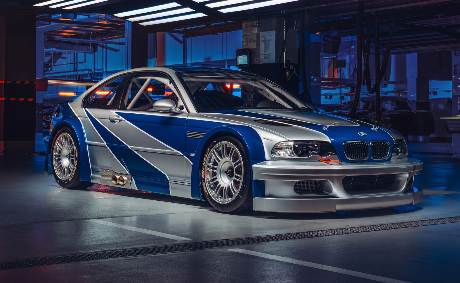 BMW M3 GTR - front
